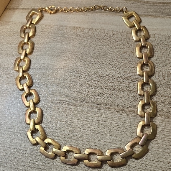 Vintage 90s Gold Tone Square Chain Link Necklace 💫 - Picture 1 of 5